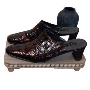 Brighton Italy Tudor Mules 9